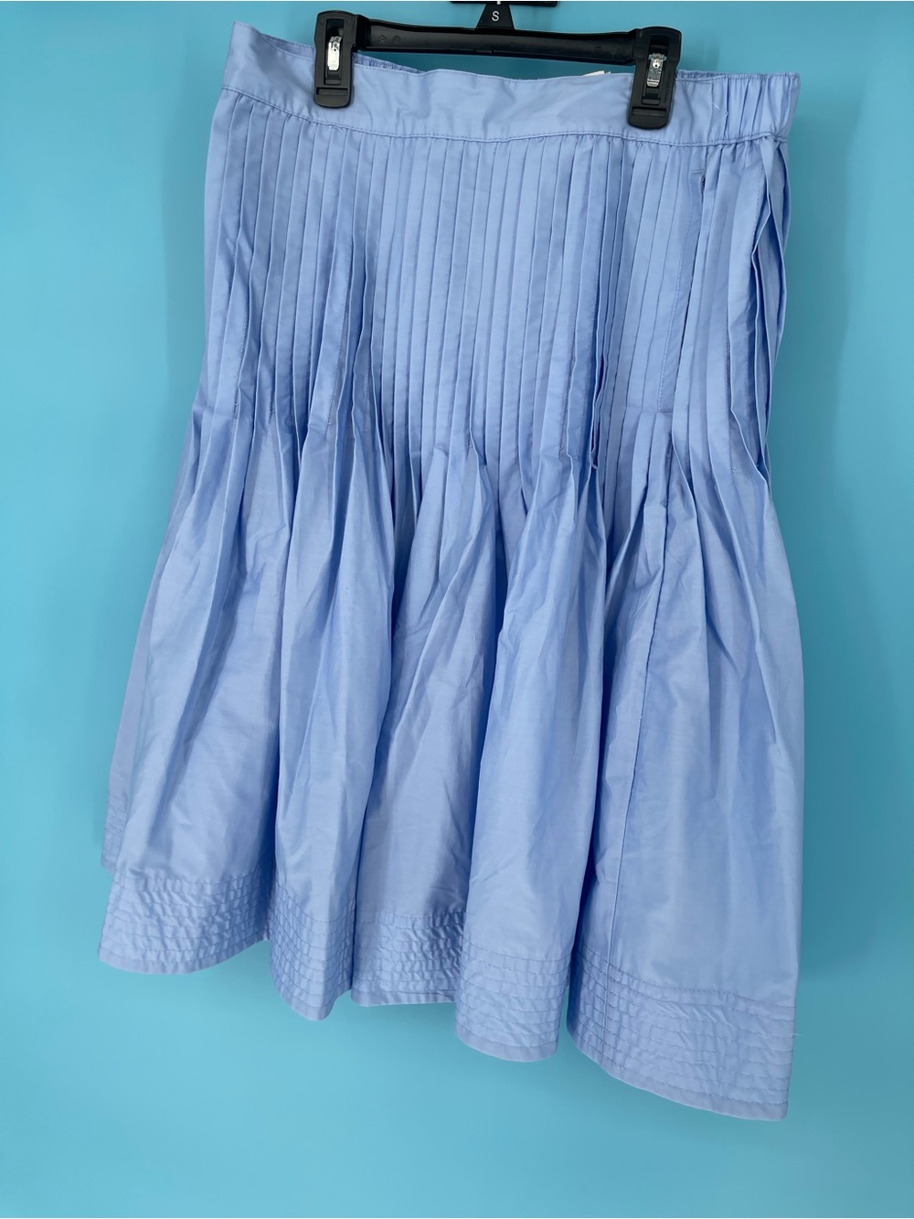 Pleated A-Line Women's Skirt in‎ Light Blue waist32 length 26